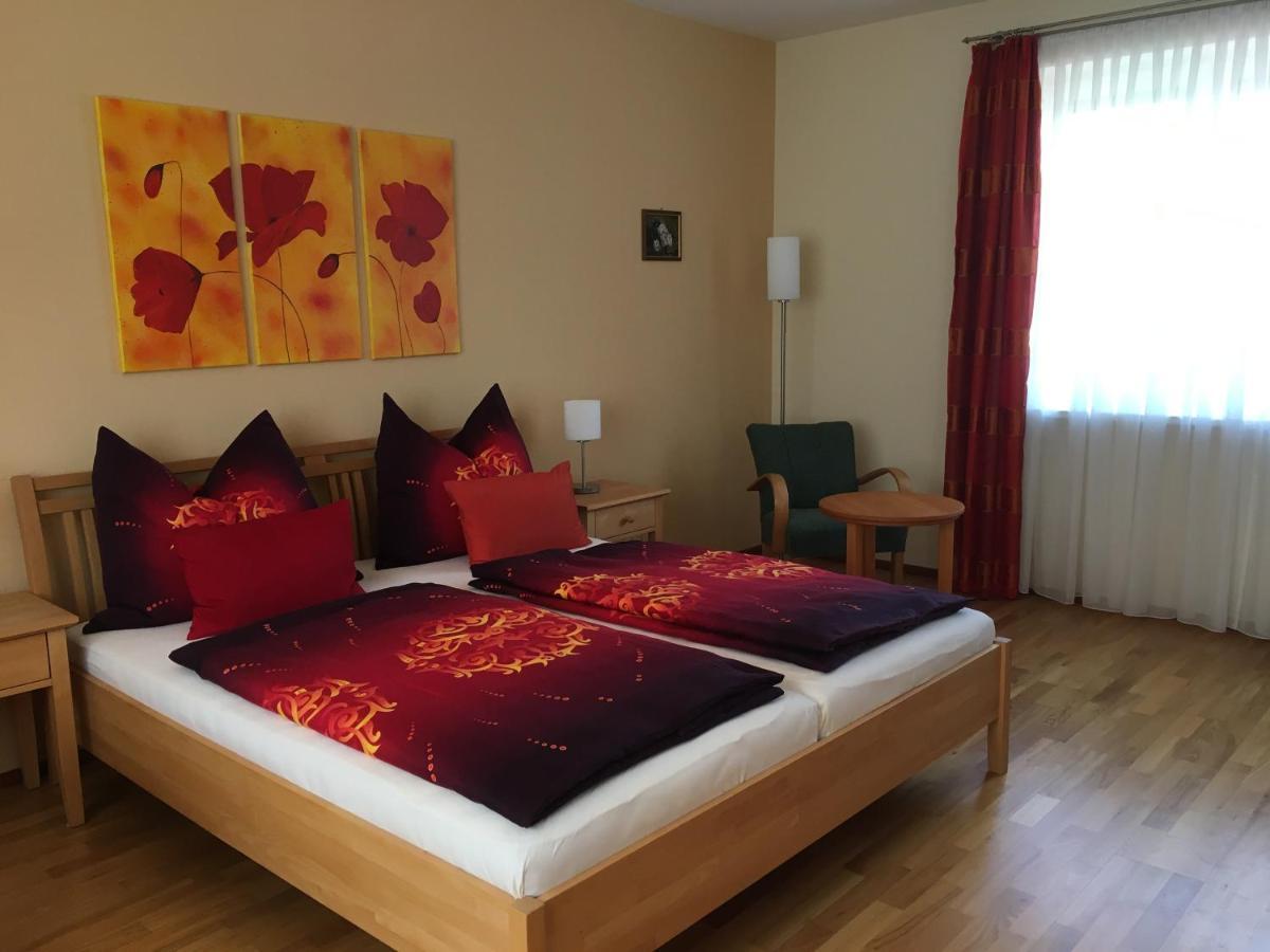 Ferienappartement Regina Schrems  Bagian luar foto
