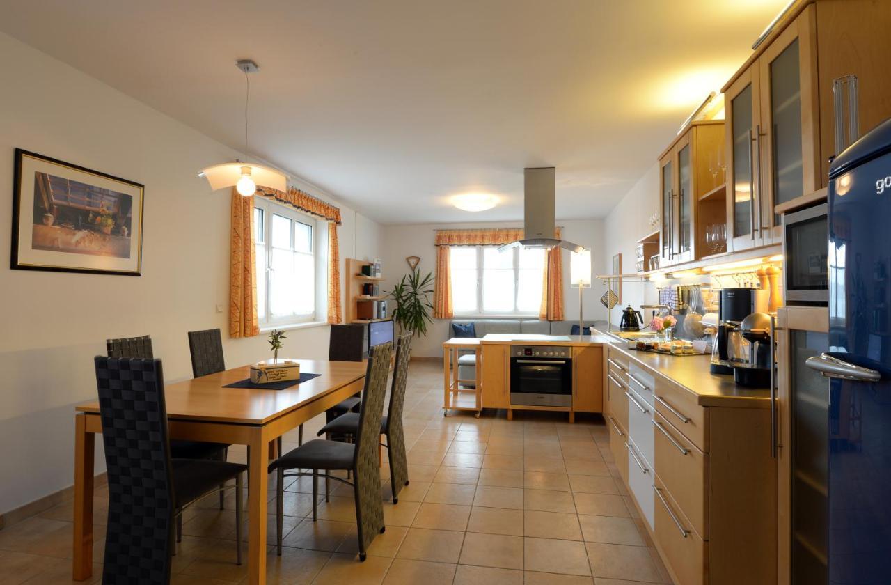 Ferienappartement Regina Schrems  Bagian luar foto