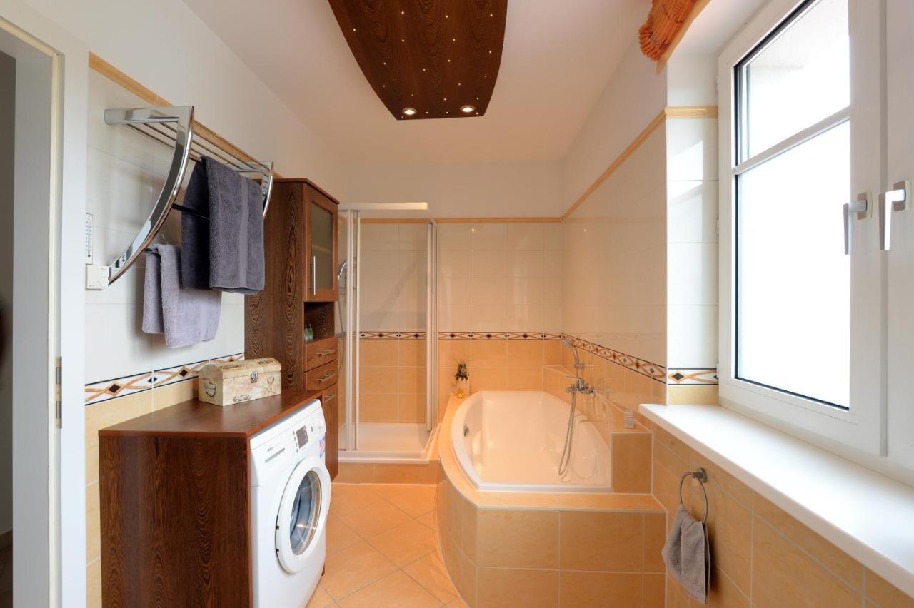 Ferienappartement Regina Schrems  Bagian luar foto