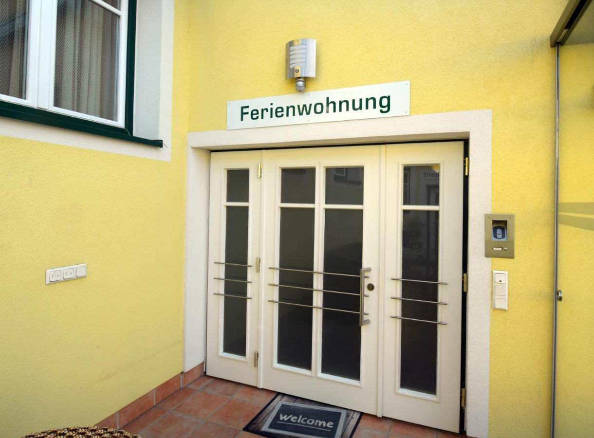 Ferienappartement Regina Schrems  Bagian luar foto